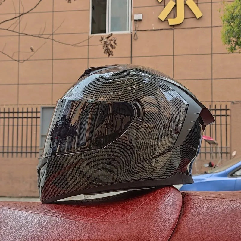 Casco “Thunder Chrome” – Edición Limitada
