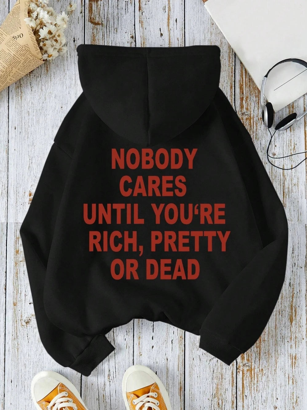 Sudadera “Nobody Cares” – Real Talk Edition