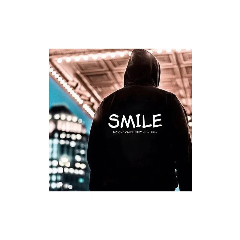 Sudadera “SMILE – No One Cares”